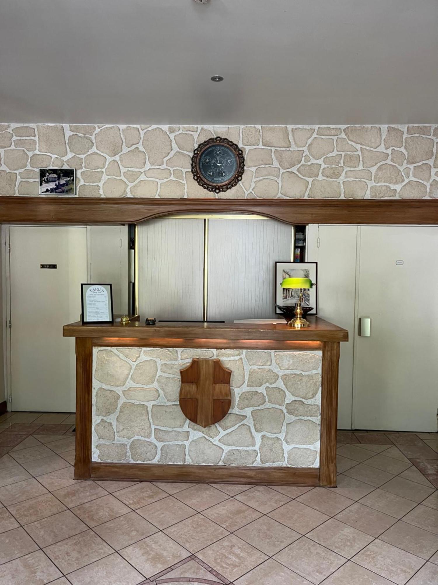 Savoy Hotel Le Bourget-du-Lac Eksteriør bilde